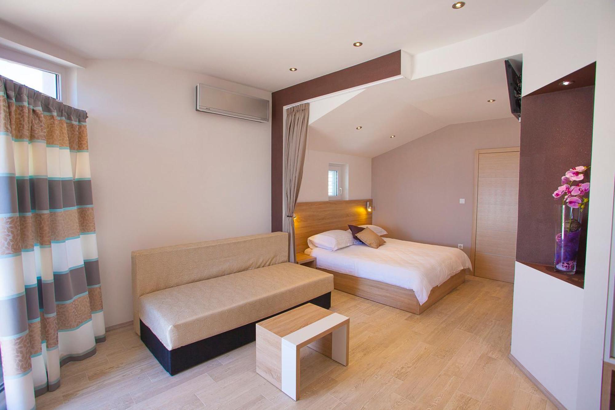 Beach Apartments Ankora Макарска Стая снимка