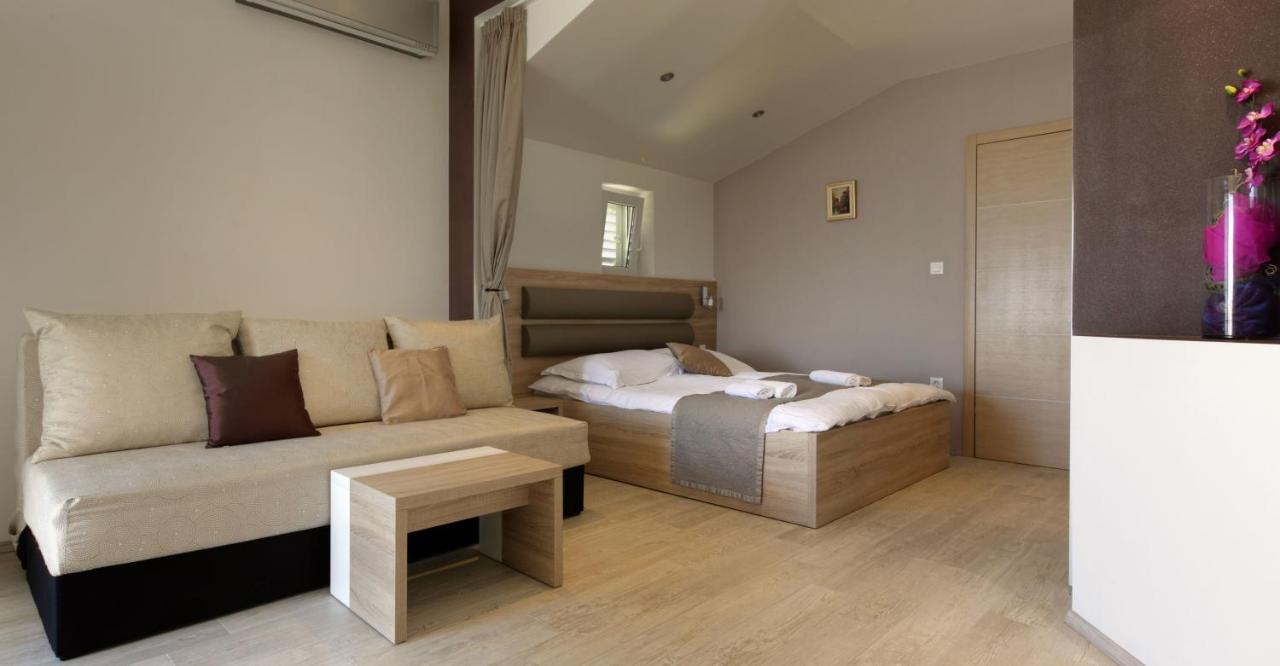 Beach Apartments Ankora Макарска Стая снимка